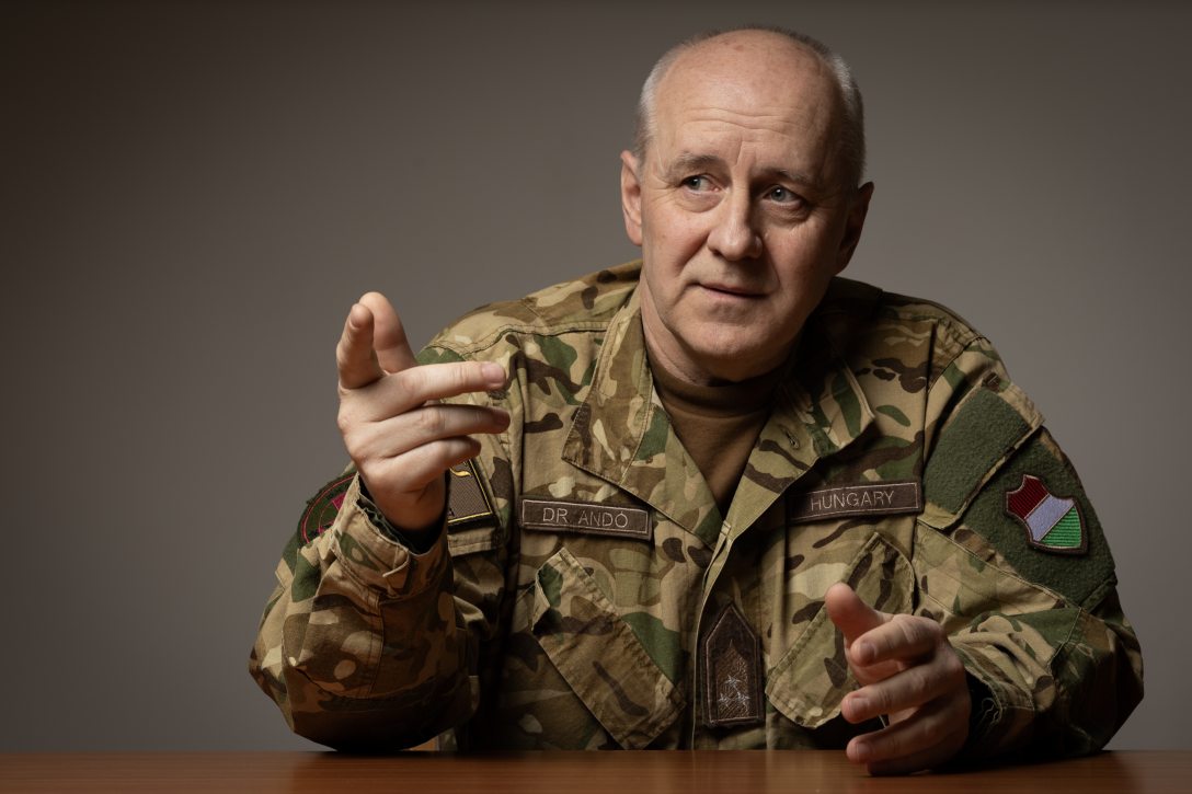 Dr. Andó Sándor ezredes, szakpszichológus. Fotó: Éberling András/ Magyar Kultúra magazin