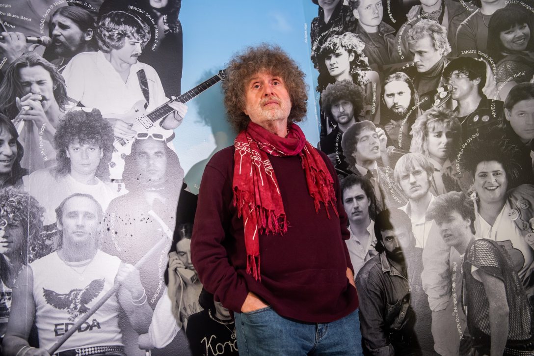 Bornai Tibor énekes-billentyűs, zeneszerző, szövegíró a Magyar Poptörténet Legendái installáció avatásán Budapesten, a Magyar Zene Házában 2023. november 16-án. Fotó: Balogh Zoltán / MTI