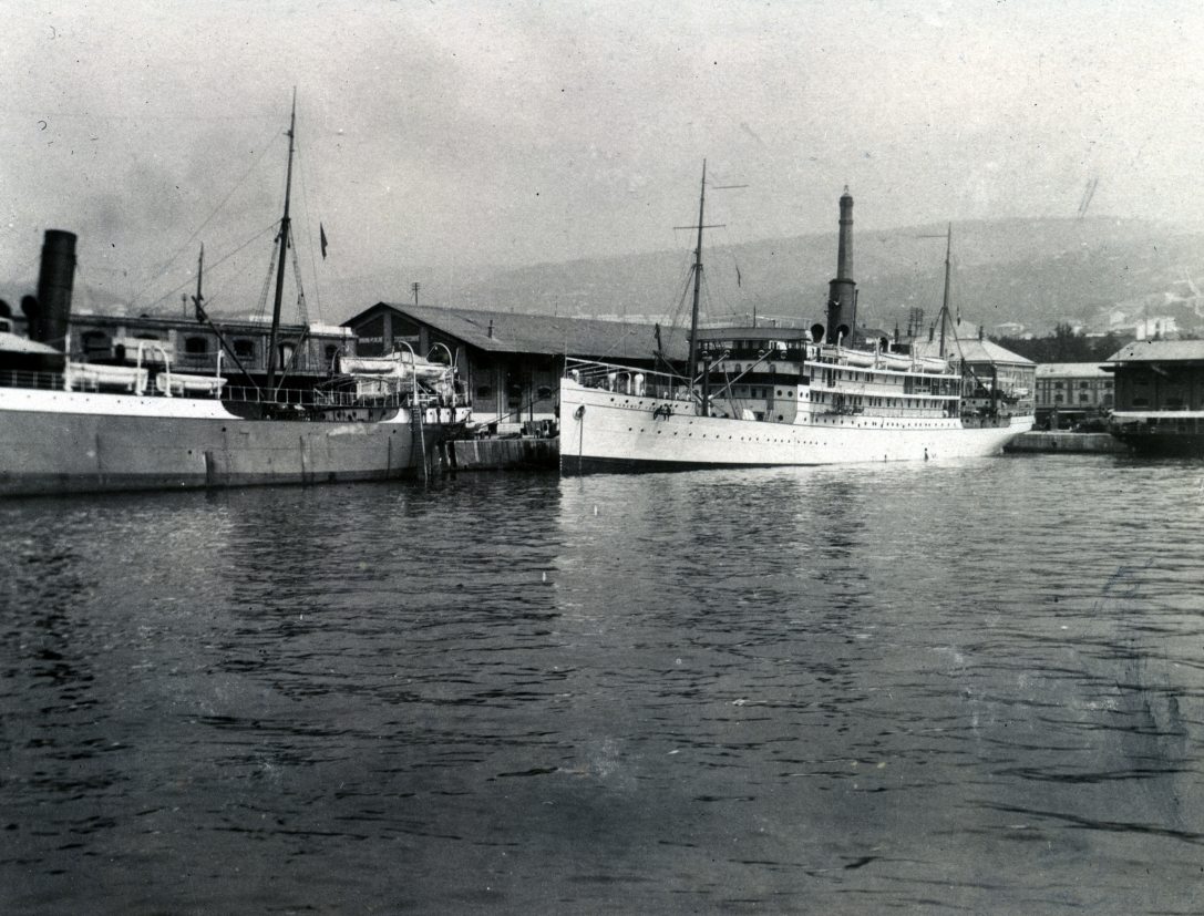 A fiumei kikötő 1906-ban. Fotó: Tarbay Júlia / Fortepan