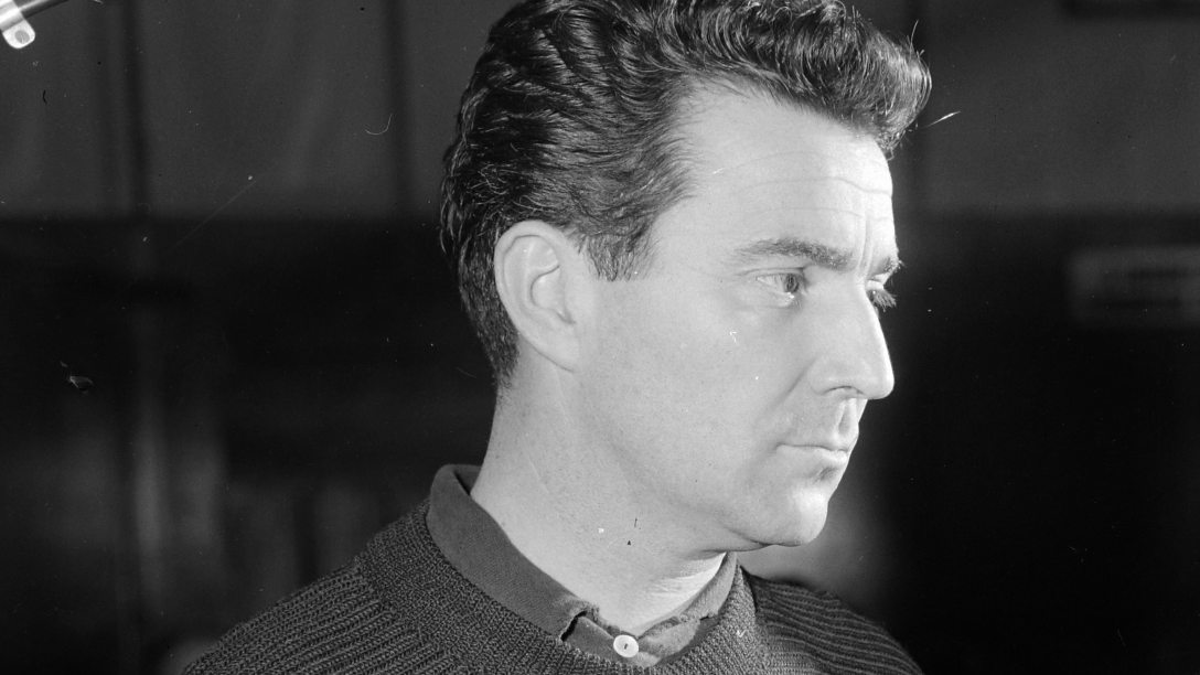 Április 24-én történt