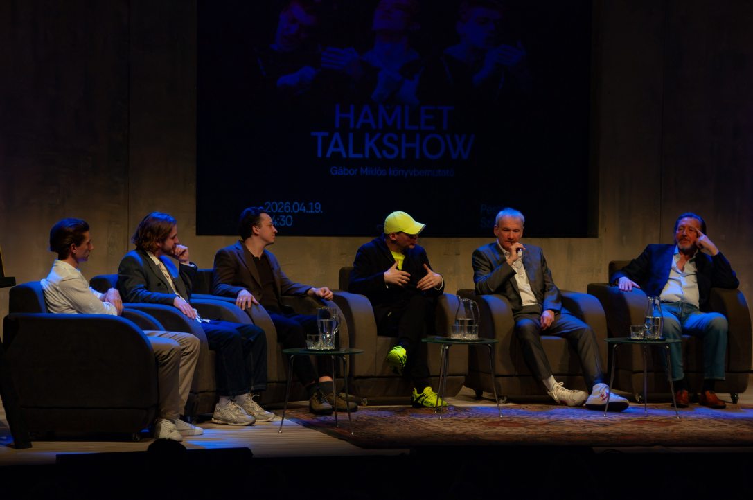 Gloviczki Bernát, Vecsei H. Miklós, ifj. Vidnyánszky Attila, Balázs Zoltán, László Zsolt és Gálffi László. Fotó: Kárpáti Fanni