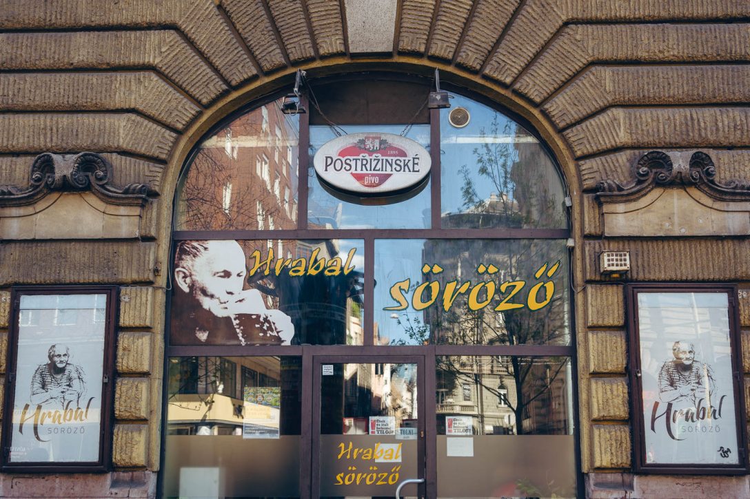 A Hrabal söröző Budapesten. Fotó: Sorok Péter / Kultúra.hu