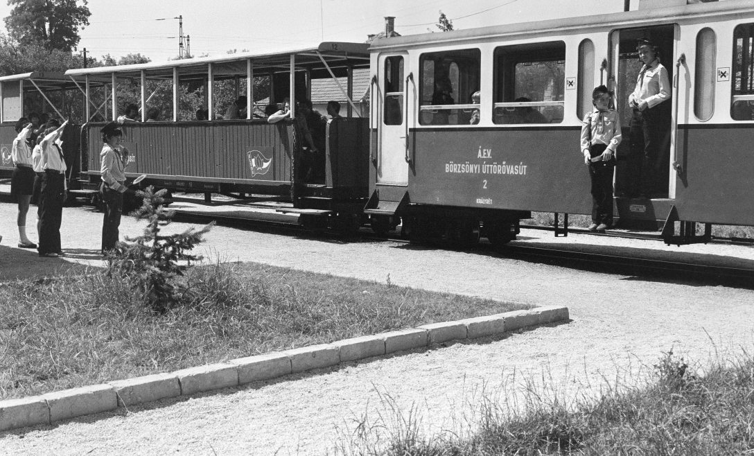 A Királyréti Erdei Vasút kismarosi végállomása 1978-ban. Fotó: Fortepan / Domokos József