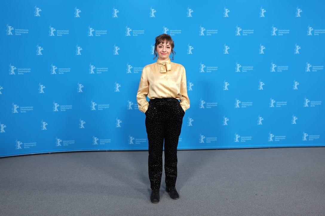Tompa Eszter színésznő a Kontinental 25 című filmje bemutatója alkalmából tartott fotózáson a 75. Berlini Nemzetközi Filmfesztiválon 2025. február 19-én. Fotó:  EPA/MTI/Christopher Neundorf
