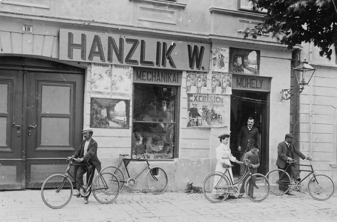 1913, Mosonmagyaróvár Fő utca. Fotó: Fortepan / Jurányi Attila