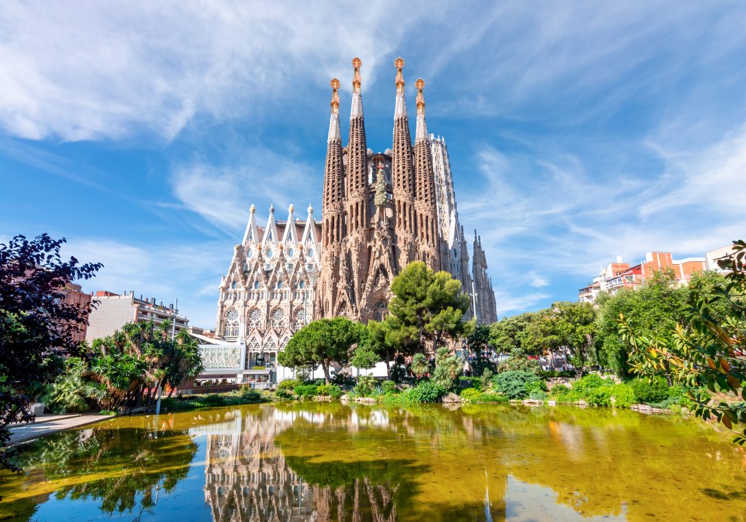 A Sagrada Familia Barcelonában. Fotó: Shutterstock