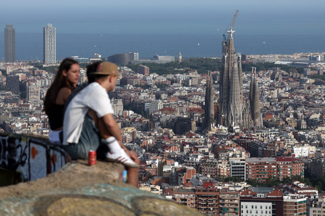 Az építkezés még mindig zajlik. Fotó: Lluis Gene / AFP