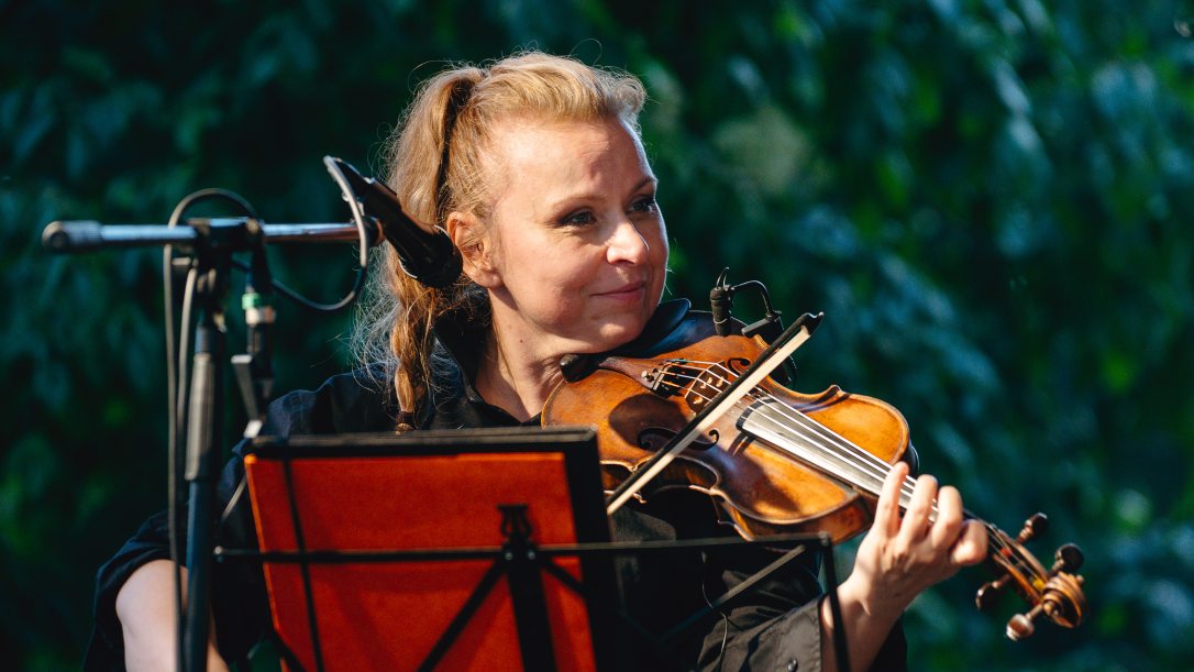 SZIRTES_EDINA_MOKUS_017_16.jpg