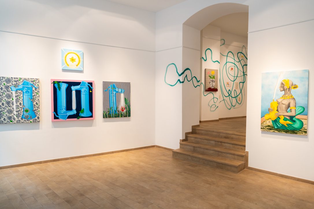 Bencs Dániel „Esőtánc” című kiállítása a budapesti Kahán Art Space-ben. Fotó: Csiki Vivien / Kultúra.hu
