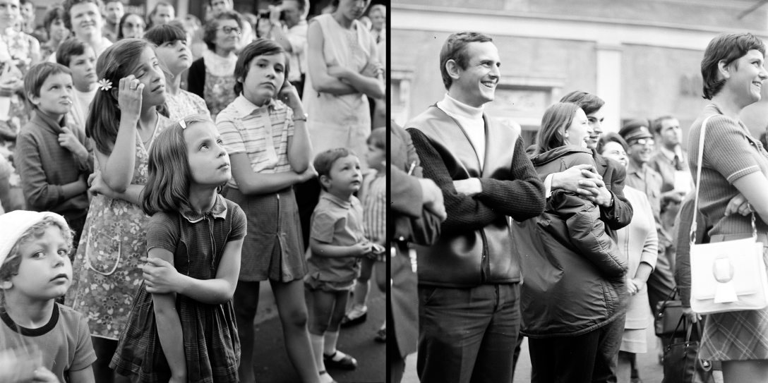 A nyári Szentendrei Teátrum egyik előadásának közönsége 1970-ben és 1971-ben. Fotó: Fortepan / Gábor Viktor és Gárdos Katalin
