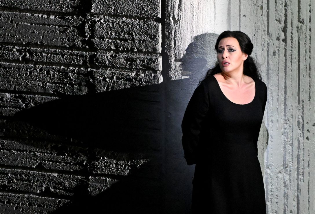 Elena Stikhina Aida szerepében, Giuseppe Verdi Aida című operájának próbáján a salzburgi Großes Festspielhausban, 2022. augusztus 4-én. Fotó: BARBARA GINDL / APA-PictureDesk / APA-PictureDesk via AFP