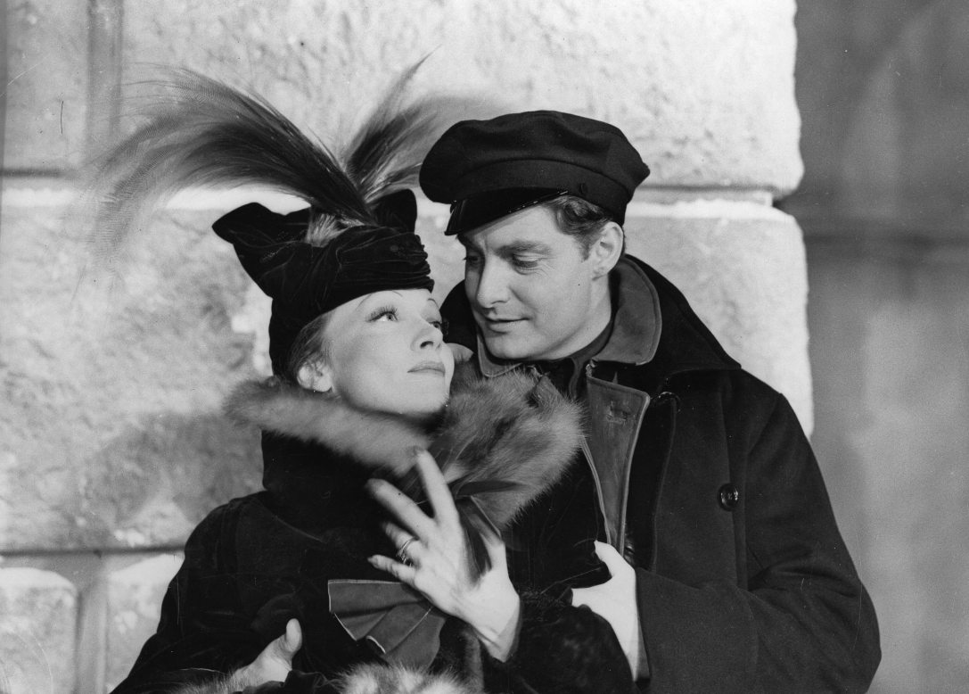 Marlene Dietrich és Robert Donat a A páncél nélküli lovag című filmben. Fotó: Austrian Archives (S) / IMAGNO / APA-PictureDesk via AFP