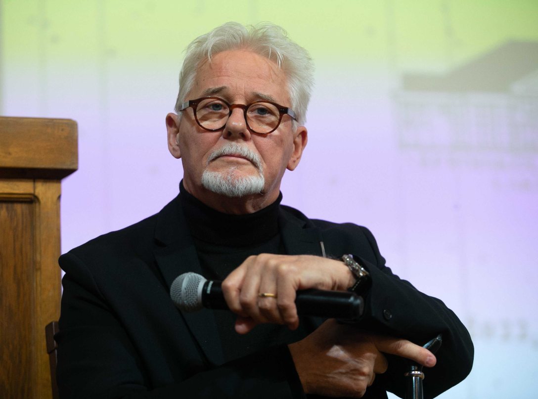 Rofusz Ferenc, a Nemzet Művésze címmel kitüntetett Kossuth-díjas rajzfilmrendező előadást tart Oscar-díjas alkotásáról, A légy című filmről. Fotó: Bús Csaba / MTI