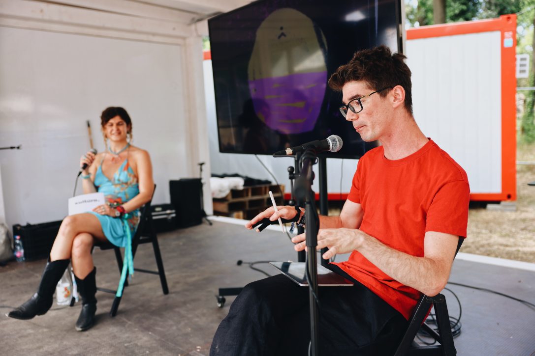 Major Dóra és Krizbai Gergely Krizbo. Fotó: Hegyi Júlia Lily / Kultúra.hu