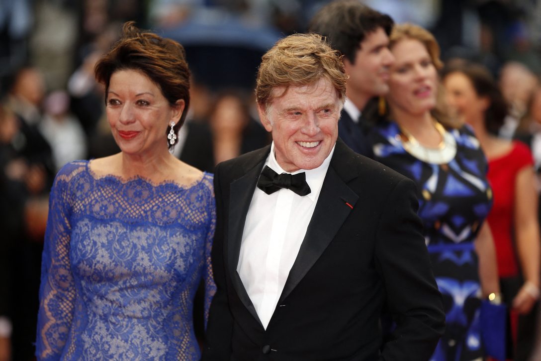 Robert Redford feleségével, Sibylle Szaggarsszal 2013. május 22-én Cannes-ban. Fotó:  Valery Hache / AFP