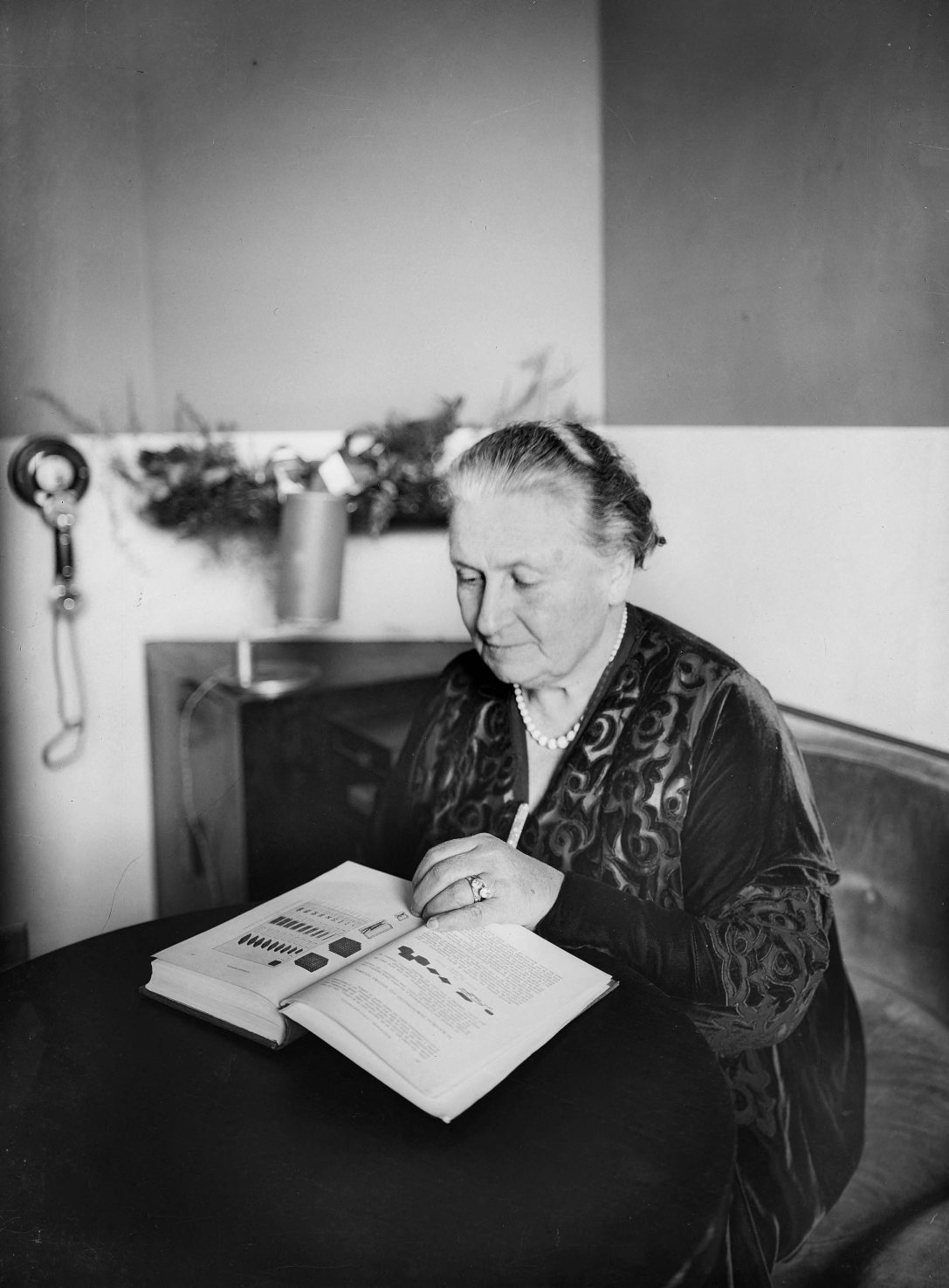 Maria Montessori 1936-ban. Fotó: Albert Harlingue / Roger-Viollet via AFP