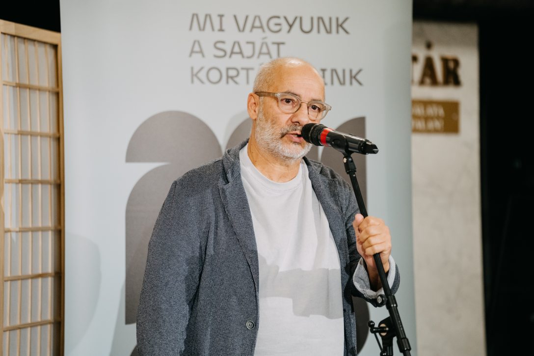Rudolf Péter, a Vígszínház igazgatója. Fotó: Hegyi Júlia Lili / Kultúra.hu