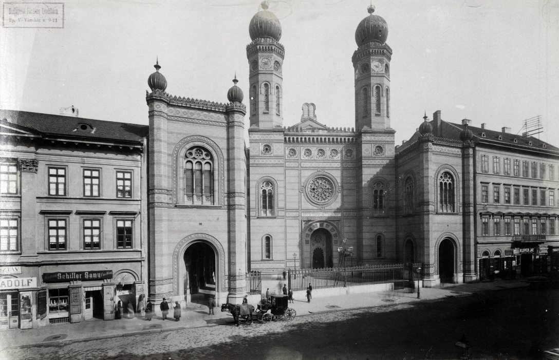 Dohány utcai zsinagóga. A felvétel 1890 után készült.  Fotó:Fortepan / Budapest Főváros Levéltára / Klösz György fényképei / Klösz György