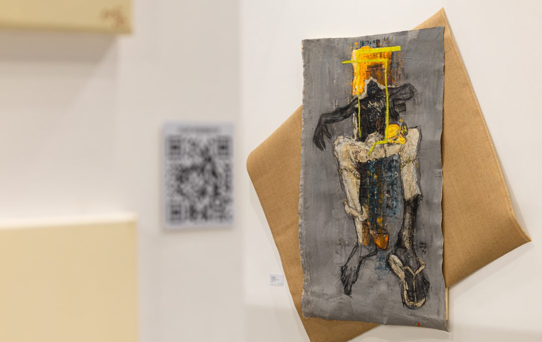 Mercy Moyo: Garai (Seated) / Loft3 Gallery