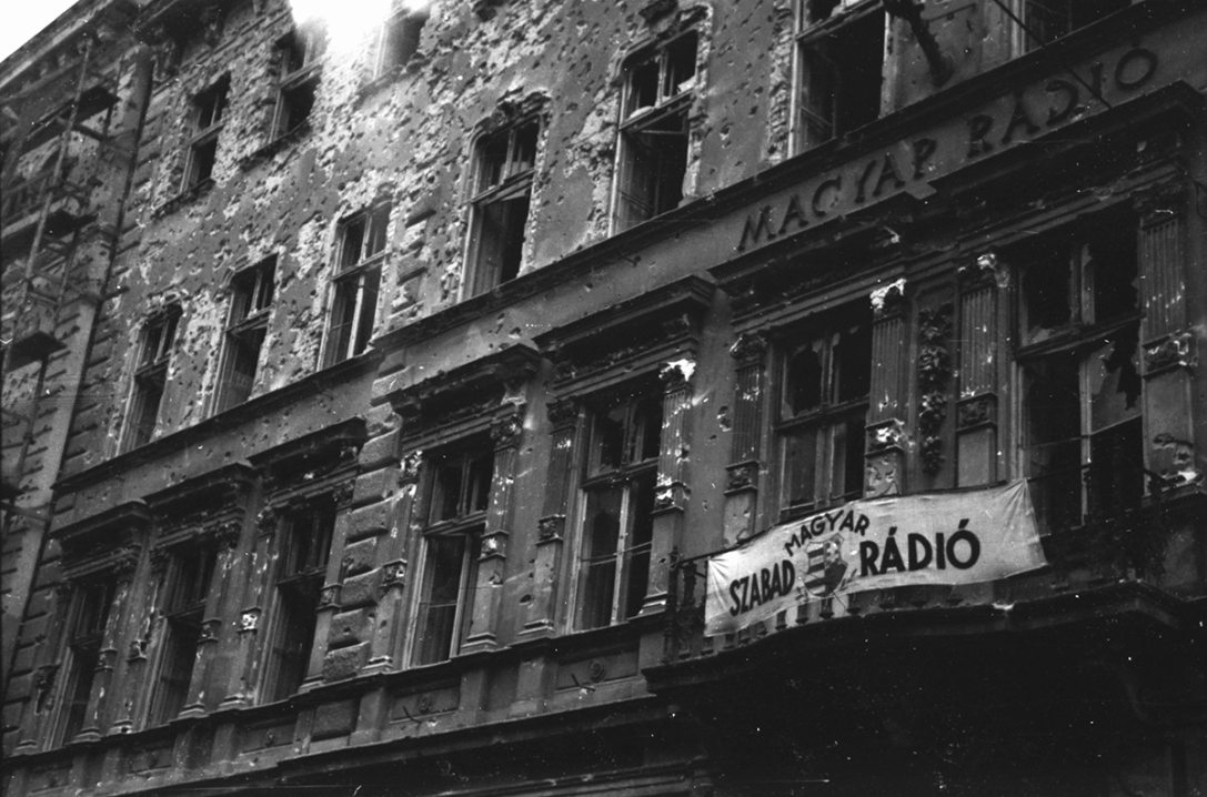 Bródy Sándor utca 5-7., a Magyar Rádió épülete. Fotó: Fortepan / Berkó Pál