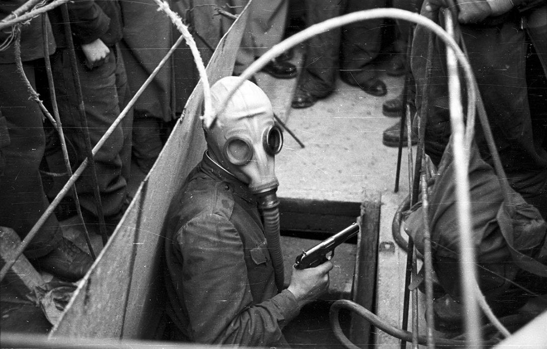 Kossuth Lajos tér déli oldala, metró építkezés területe. Fotó: Fortepan / Nagy Gyula
