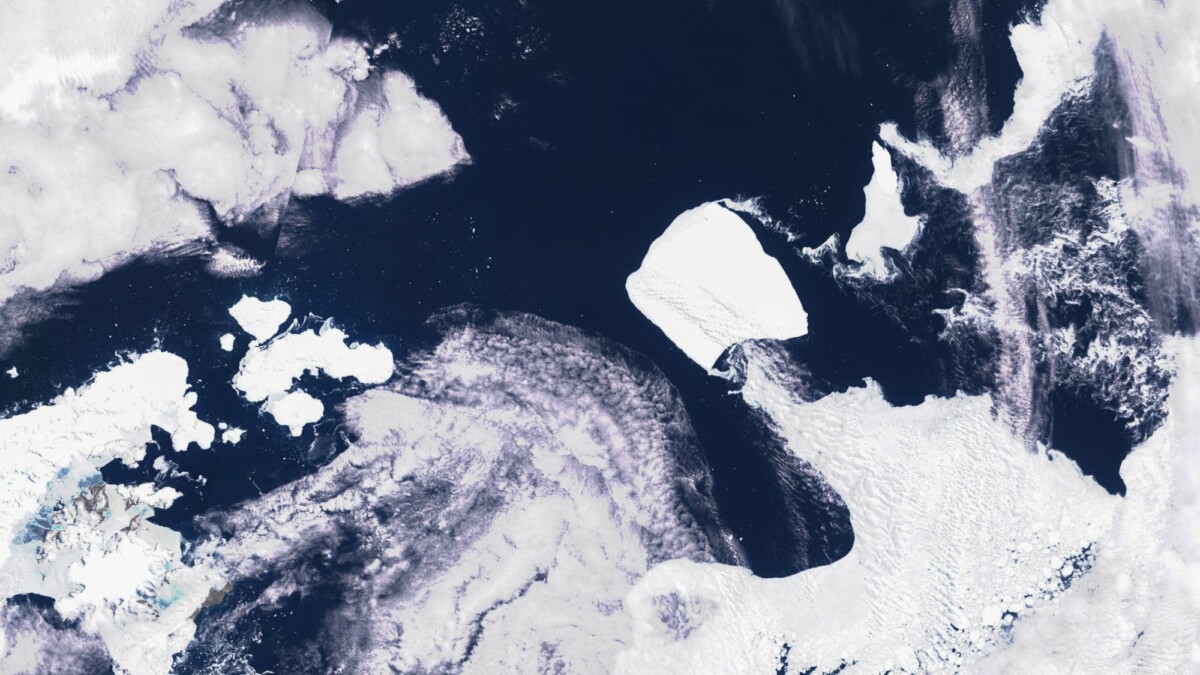The giant iceberg that broke off from Antarctica is rapidly melting